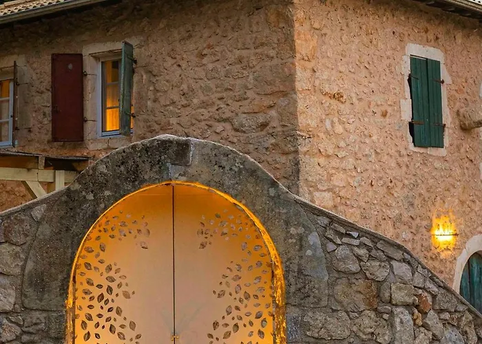 Σπίτι διακοπών Zois & Mavretta House Καρυά